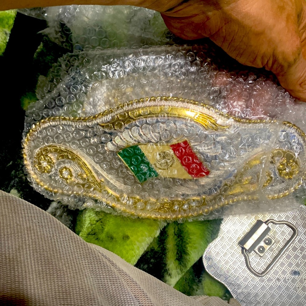 Long Hispanic flag belt buckle